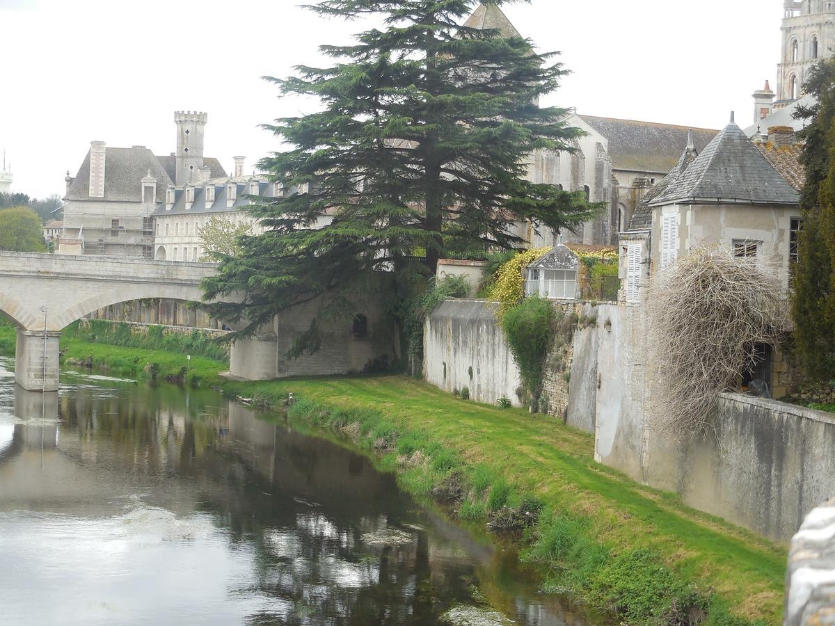 Hotel De L'Abbaye 圣萨万 外观 照片